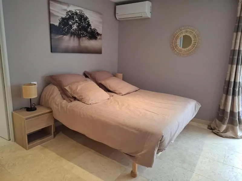 Logement Independant Pour 4Ou 5 Personnes, 2 Chambres Aureille
